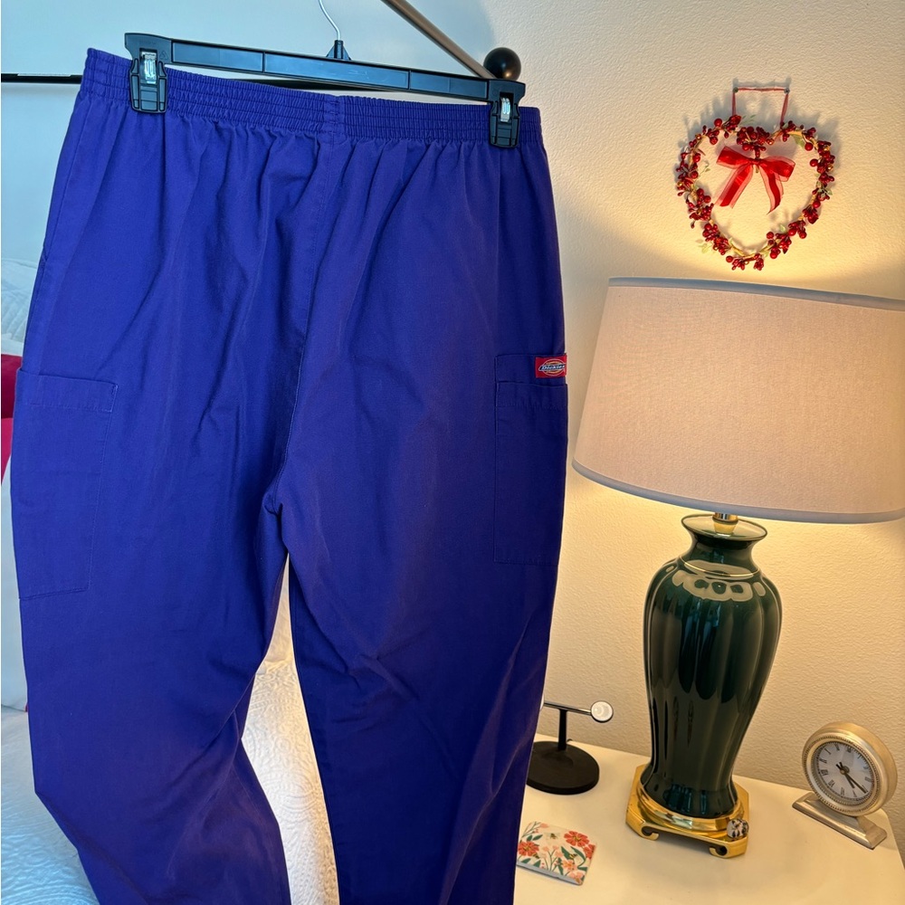 Dickies scrub pants. Soft and comfortable! Broken in with no stains! - Picture 2 of 5